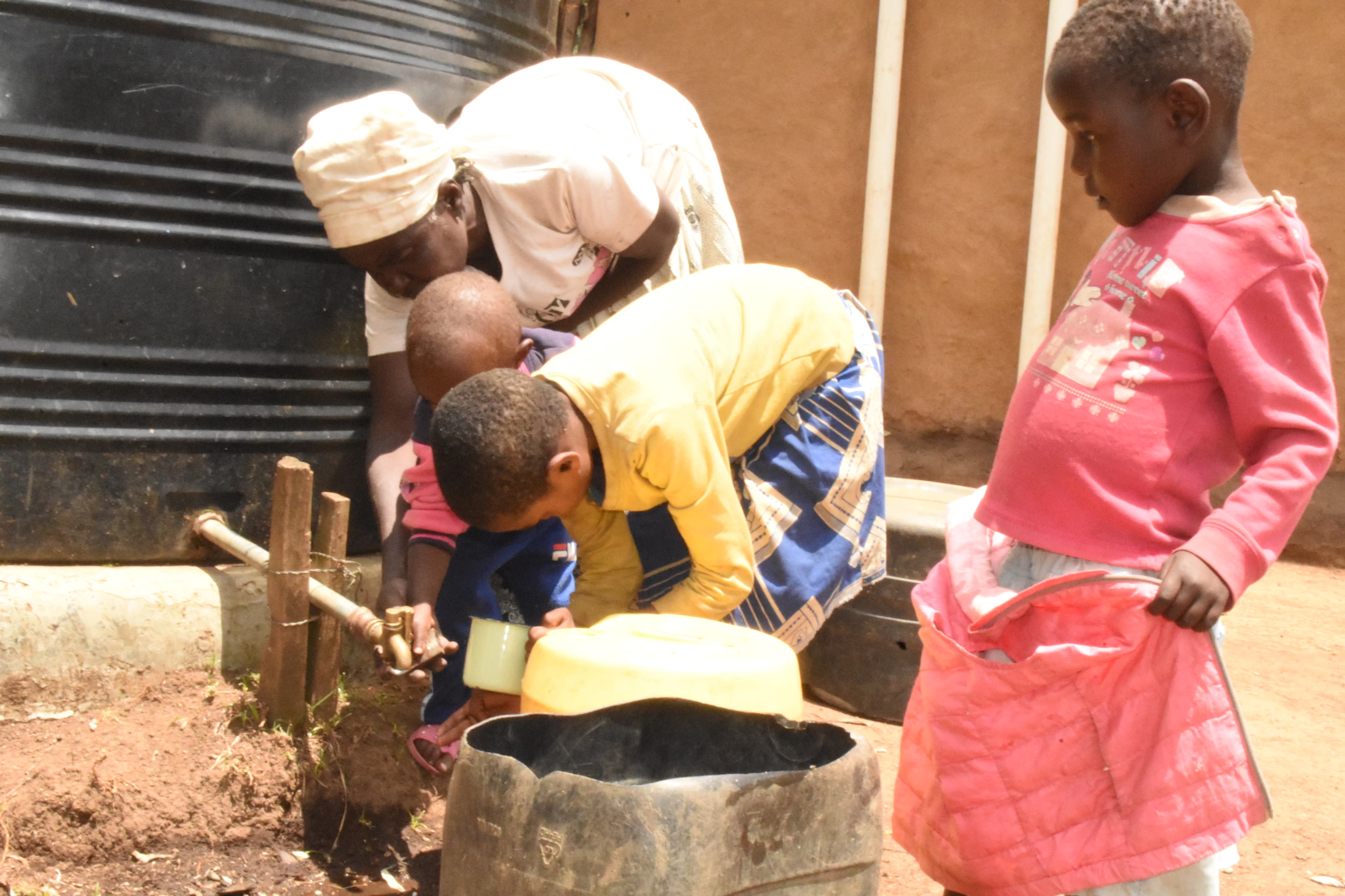 Collecting water from a water tank, environmental conservation